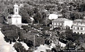 DELLYS - PLACE DE L'EGLISE ET POSTE - 1956